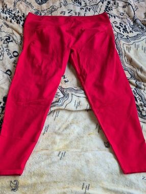 NWT Fabletics Size 2X Seamless Scrunch High Waisted Legging Red